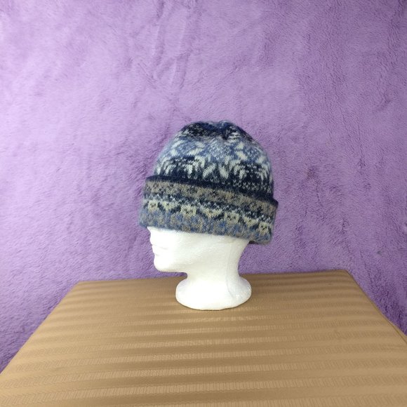 Freyja Blue Fair Isle Icelandic wool 2ply cuffed Beanie toque hat Made in Canada - Picture 1 of 8
